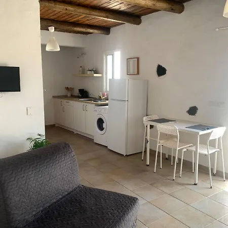 In Famara * Teguise (Lanzarote)