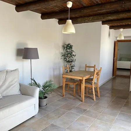 Appartement In Famara